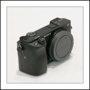SONY 6400 NU (200 clics)