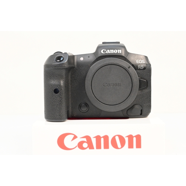 CANON EOS R5