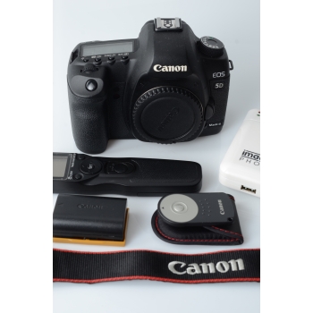 CANON EOS 5D MK II - 27163 CLICS + 2 BATTERIES