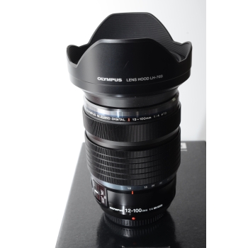 OLYMPUS 12-100 MM F 4 IS PRO
