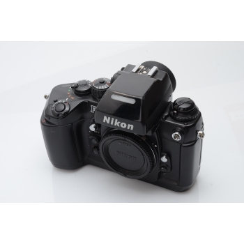 NIKON F4