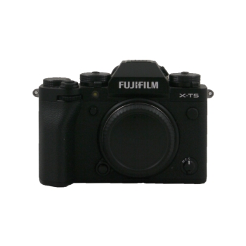 FUJI X-T5