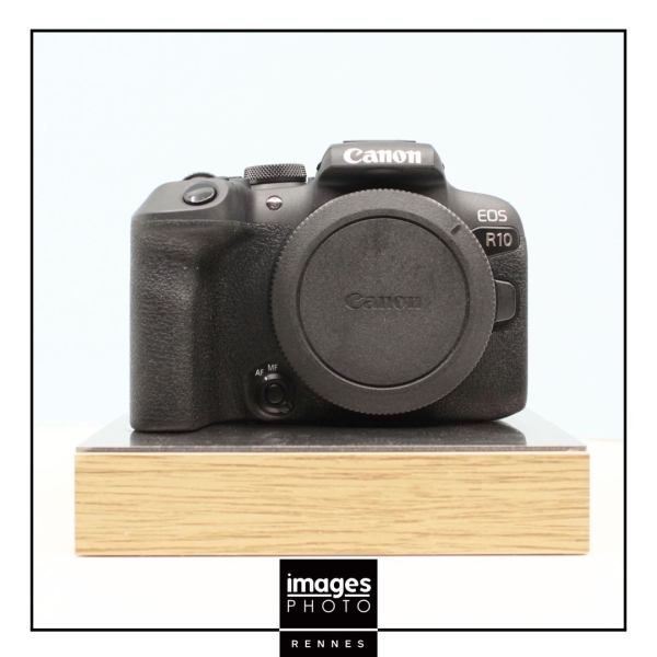 CANON R10 + 18-150/3.5-6.3 IS - MOINS DE 2000 DÉCL.