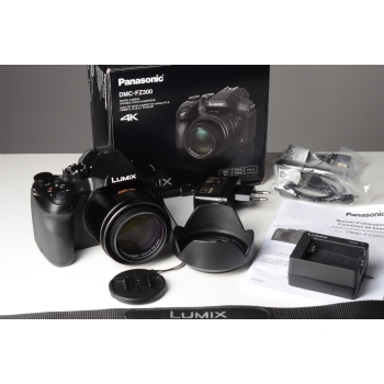 PANASONIC LUMIX FZ 300