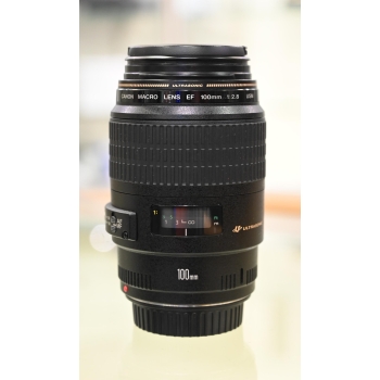 CANON 100 mm  EF f/2.8 USM
