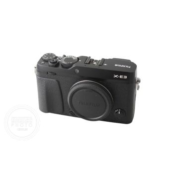 FUJI X-E3 NOIR + MHG-XE3