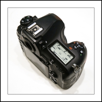 NIKON D850 (24574 déclenchements)