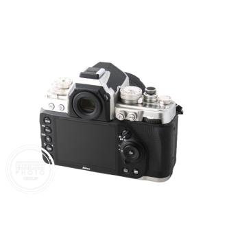 NIKON DF SILVER +AF-S 50 MM F/1.8 KIT (40427 CLICS)