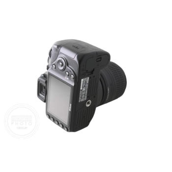 NIKON D3200 + AF-S 18-55