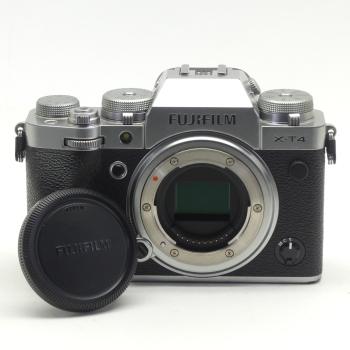 FUJIFILM X-T4