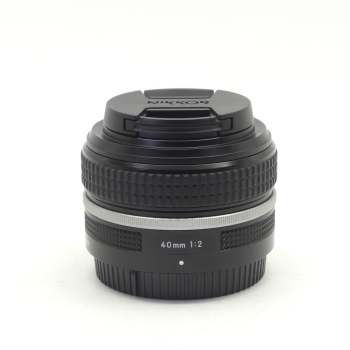 NIKON Z 40/2 SE
