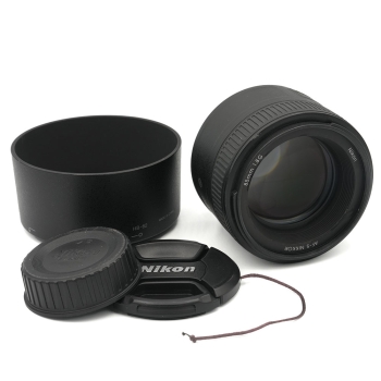 NIKON AF-S 85/1.8 G