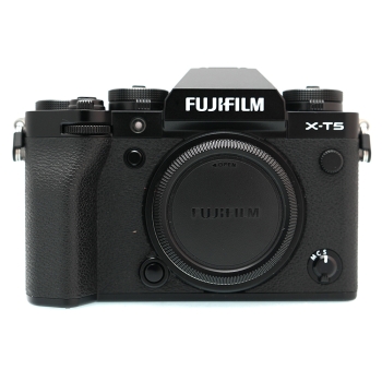 FUJI X-T5