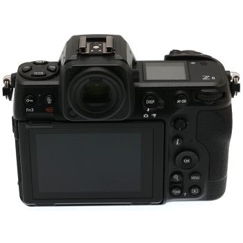 NIKON Z8