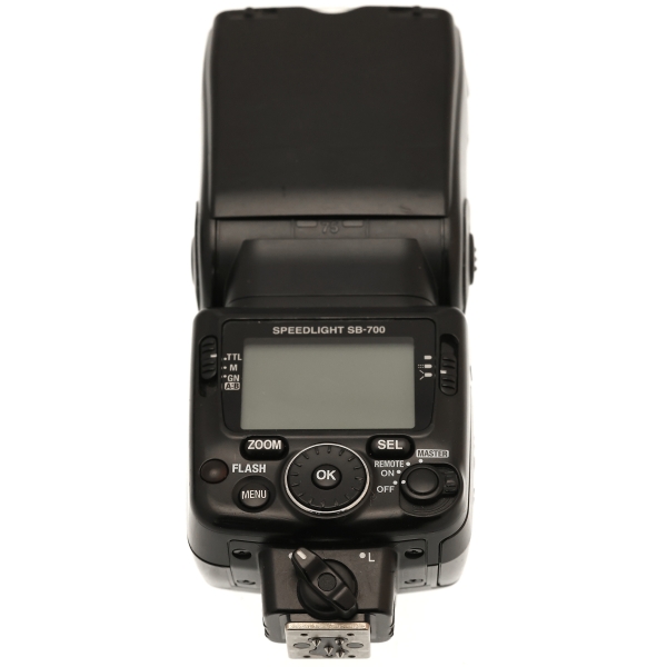 NIKON FLASH SB700