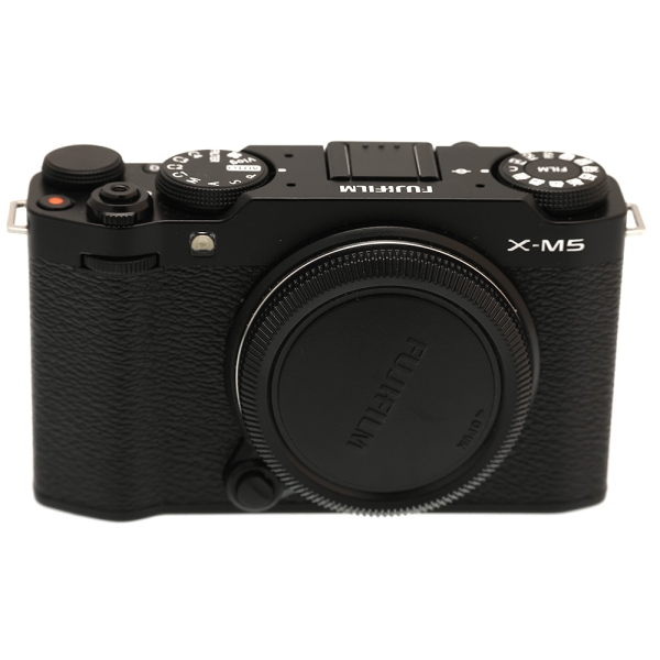 FUJI X-M5