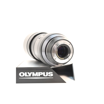 OLYMPUS ED 300mm F4 IS PRO