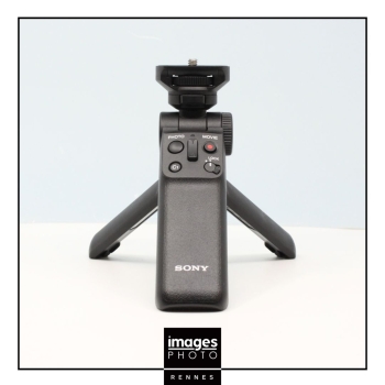 SONY ZV-E10 + 16-50/3.5-5.6 OSS PZ + POIGNÉE GP-VPT2BT