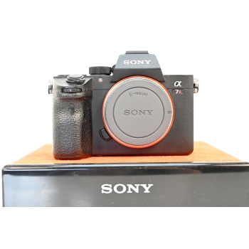 SONY ALPHA 7R III