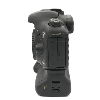 CANON EOS 7D MARK II