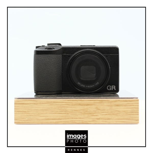 RICOH GR IV
