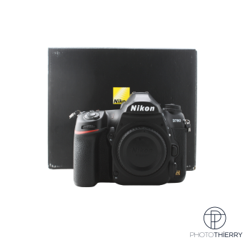 NIKON D780 NU (57616 CLICS)