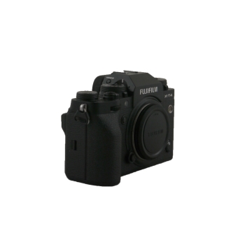 FUJI X-T4