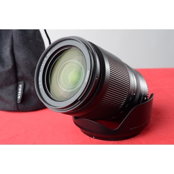NIKON Z 24-200 MM F 4-6.3  VR-S