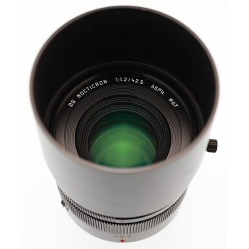 PANASONIC LUMIX DG NOCTICRON 42.5  F/1.2 ASPH. LEICA