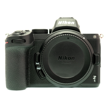 NIKON Z5