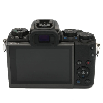 CANON EOS M5