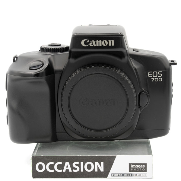 CANON EOS 700