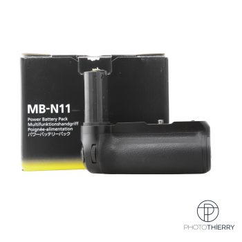 NIKON GRIP MB-N11