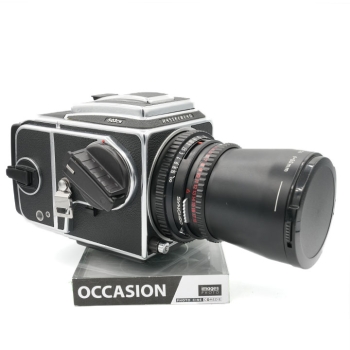 HASSELBLAD 503CW + DISTAGON 50mm f/4