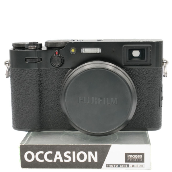 FUJIFILM X100V