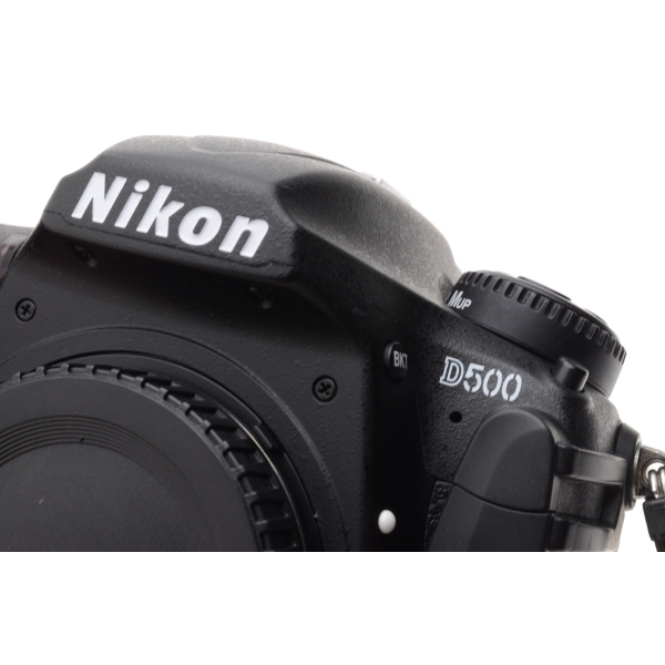 NIKON D 500 NU 180643 CLICS