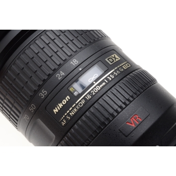 NIKON AFS DX 18-200 MM F 3.5-5.6 ED VR