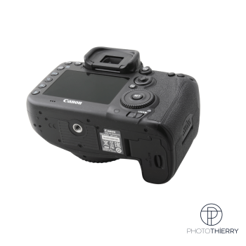 CANON EOS 7D MKII NU (21039 CLICS)