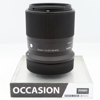 SIGMA 30mm f/1.4 DC DN Contemporary (CANON RF-S)