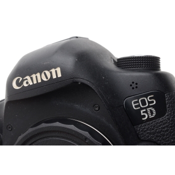 CANON EOS 5D MK III NU  80749 CLICS