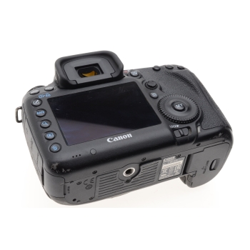 CANON EOS 5D MK III NU  80749 CLICS