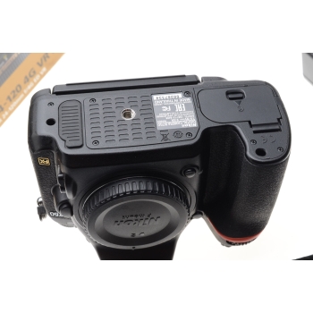 NIKON D 750 NU  10 405 CLICS
