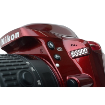 NIKON D 3300 + 18-55 VR-P  ROUGE VERNI   1340 CLICS