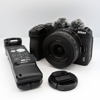 NIKON Z30 + DX 16-50mm f/3.5-6.3 VR