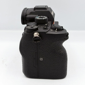SONY ALPHA 7R IV