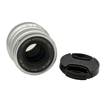 FUJIFILM XF 50mm f/2 R WR SILVER