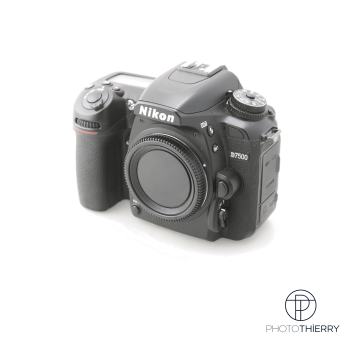 NIKON D7500 NU (25348 CLICS)