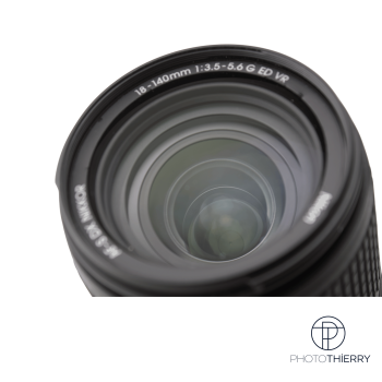 NIKON AF-S 18-140 MM F/3.5-5.6 VR