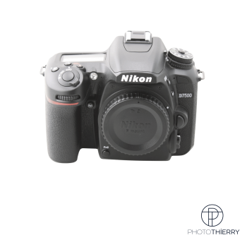 NIKON D7500 NU (8748 CLICS)
