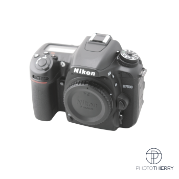 NIKON D7500 NU (8748 CLICS)